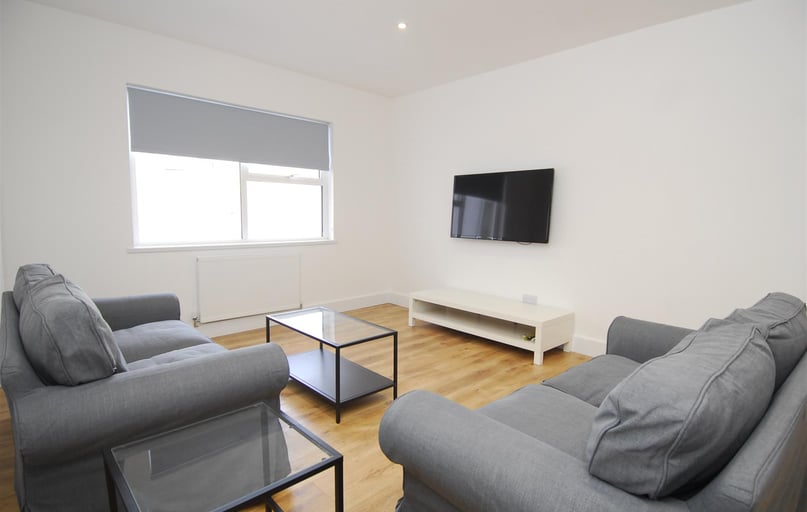 2A Old Town Street, City Centre, Plymouth - Image 1